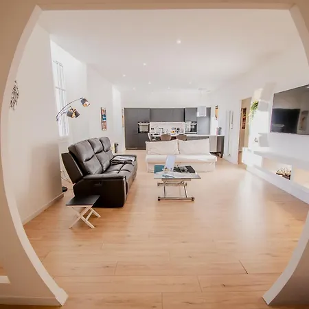 Apartment Chez Robin T3 *